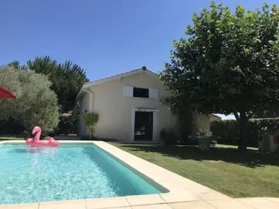 L Escale Girondine Avec Son Spa, Son Sauna Et Sa Piscine Privative Hébergement de vacances La Lande-de-Fronsac