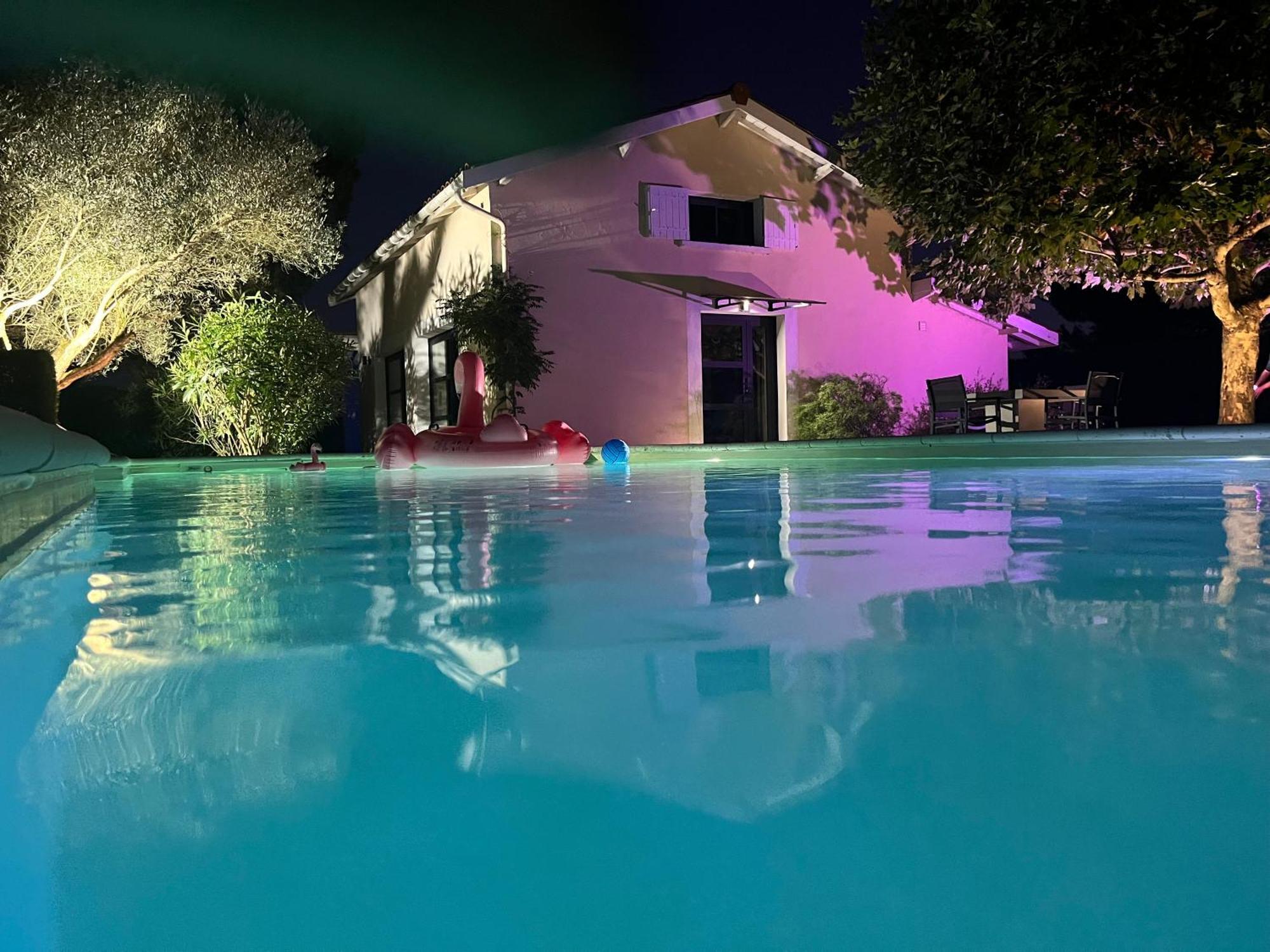 L Escale Girondine Avec Son Spa, Son Sauna Et Sa Piscine Privative Hébergement de vacances *